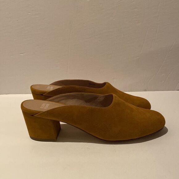 Eileen Fisher Brief Suede Mule Block Heel Shoe - Picture 5 of 12